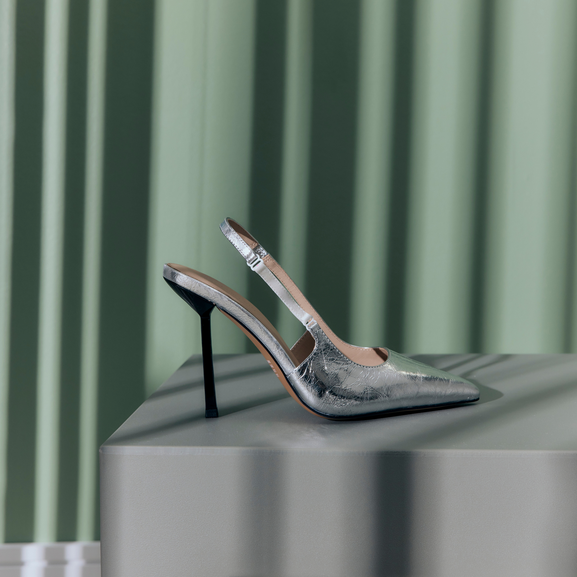 Aylah Pump Metallic Silver Leather - Lana Wilkinson