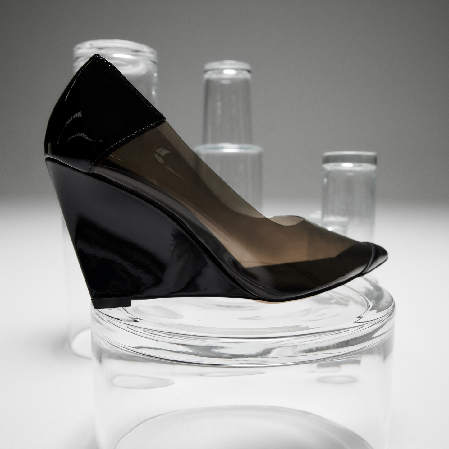 Eileen Wedge Black Patent Leather - Lana Wilkinson